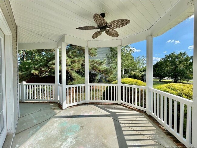 108 Canyon Ct