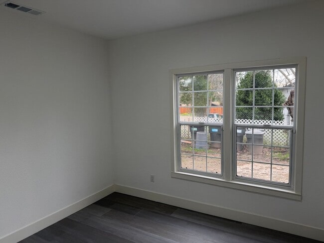 Photo - 8632-8636 Sunset Avenue Unidad 8632 Sunset Avenue