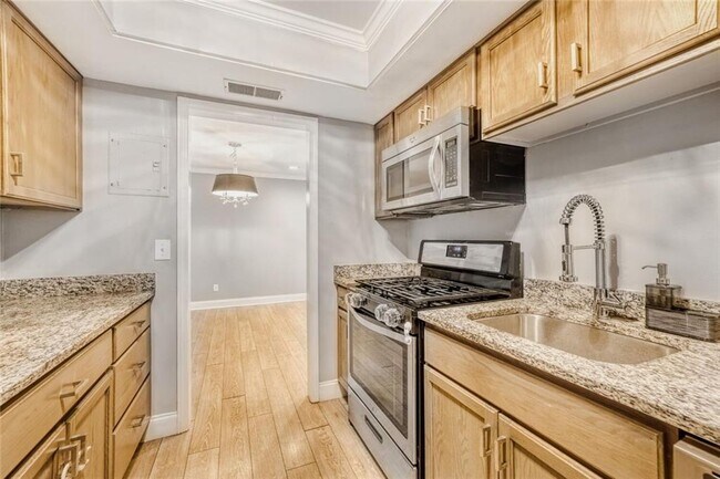 Photo - 6851 Roswell Rd Unit A5