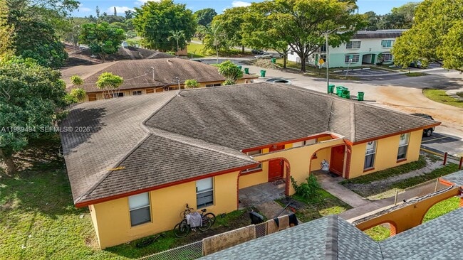 Photo - 1800 NW 52nd Ave Unit 1800