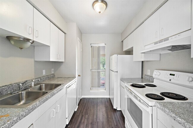 Photo - 2202 16th Ave N Unit 10