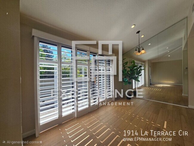 Photo - 1914 La Terrace Cir
