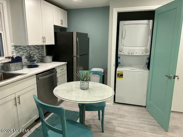 65 Mt Hermon Way
