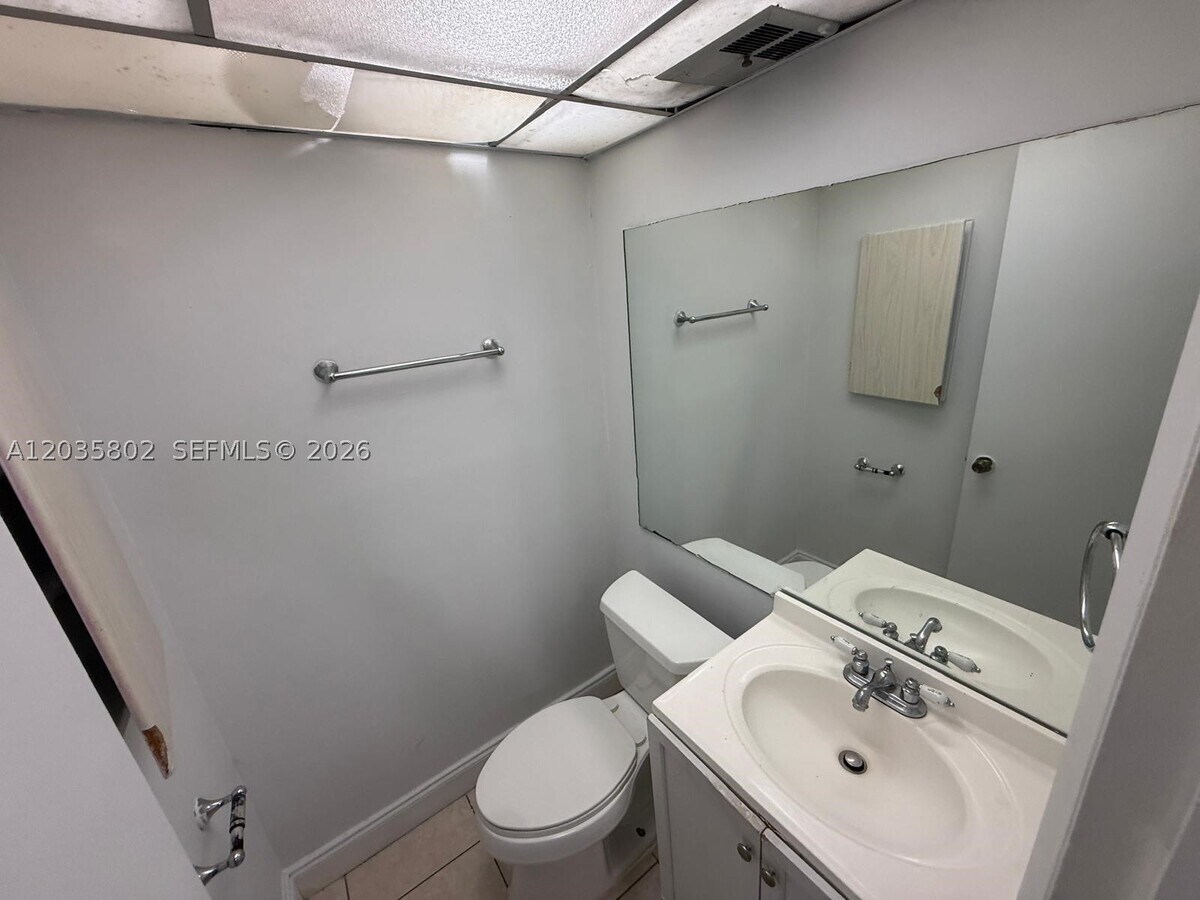 Photo - 6675 W 4th Ave Unit 402