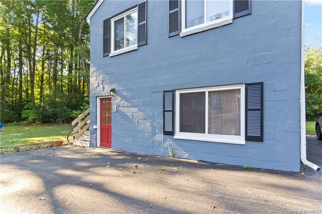 Building Photo - 108 Cooley Rd Unit E