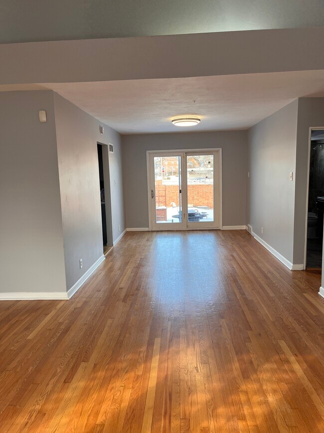 Photo - 7445 Saleen Ct