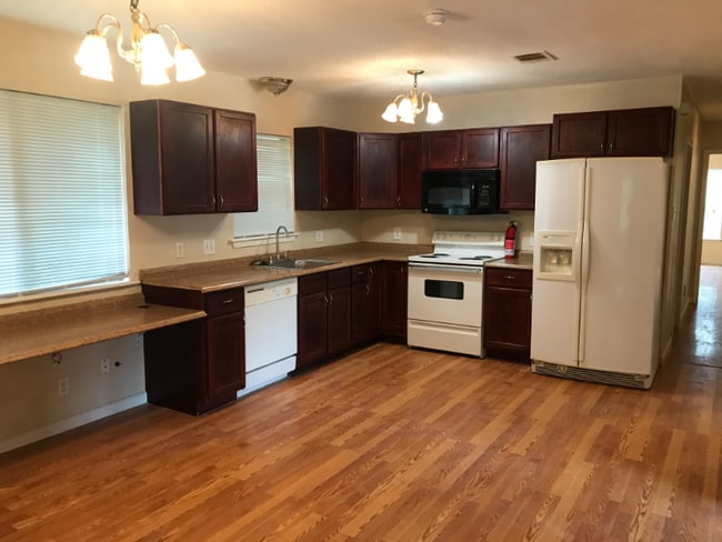 Photo - 3605 Eagle Pass Rd