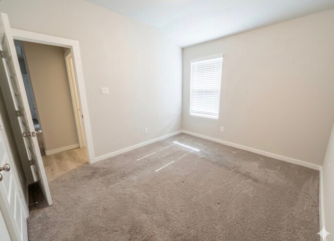 Photo - 5535 Madden Ln