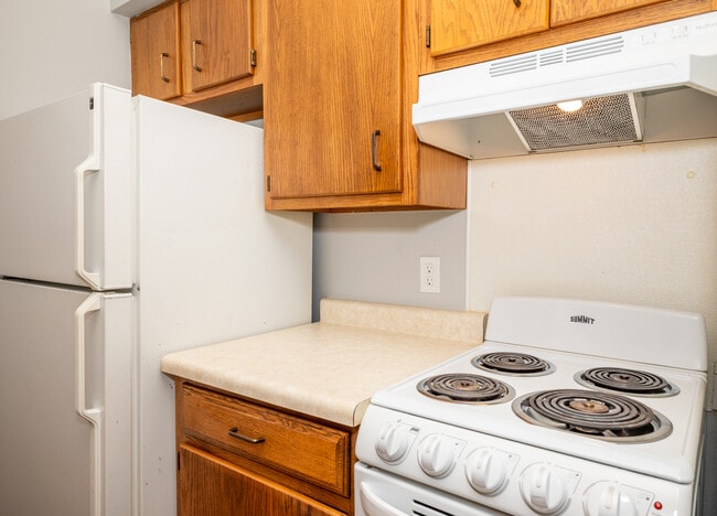 Building Photo - Parkwood Glen