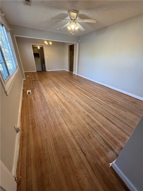 Photo - 939 Chester Cir