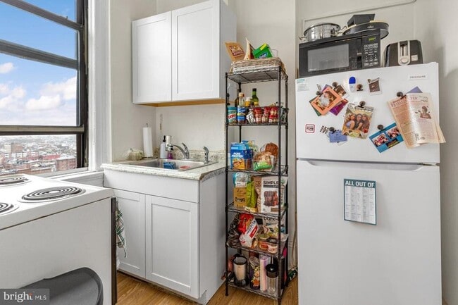 Photo - 1324 Locust St Unidad 1503