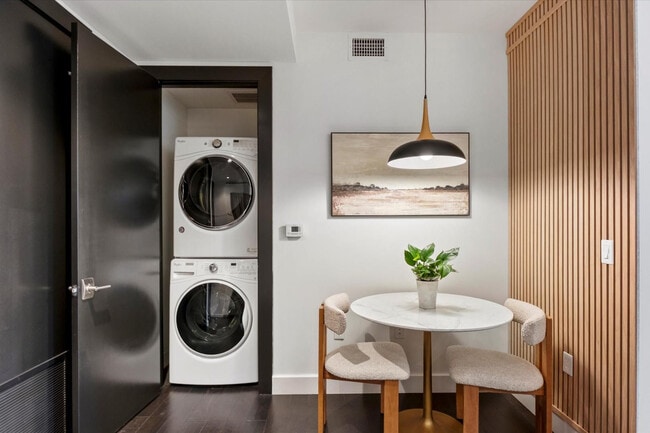 Photo - 4422 N 75th St Unit 6002