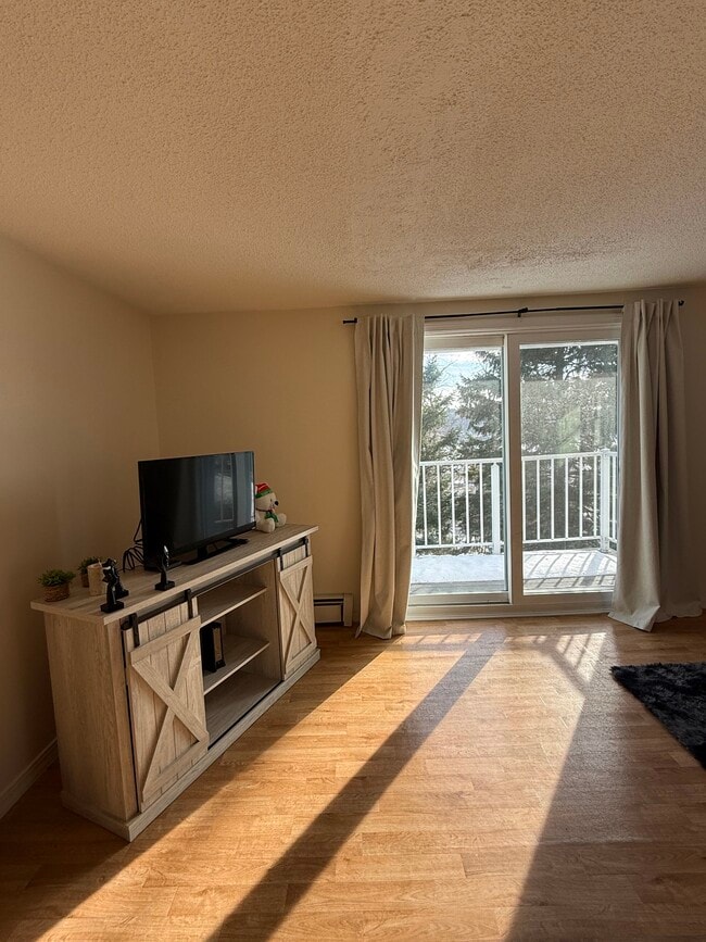 Photo - 812 State St