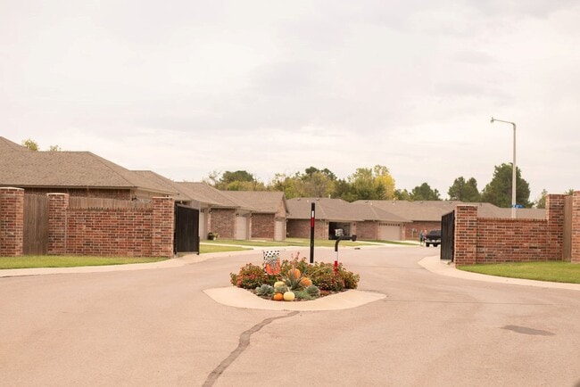 Entrada principal cerrada - The Meadows at Newcastle Apartamentos