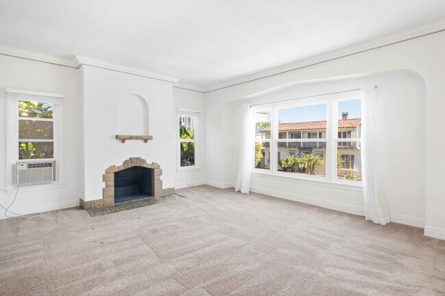 Photo - 645 S Detroit St