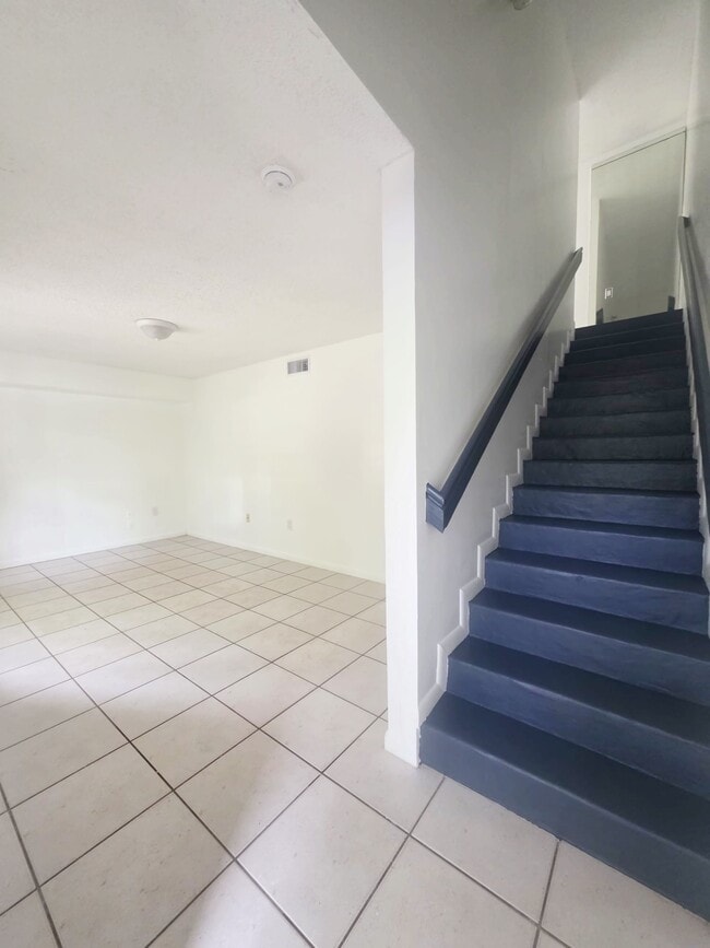 Photo - 2575 NE 192nd St Unidad 2575 NE 192 St