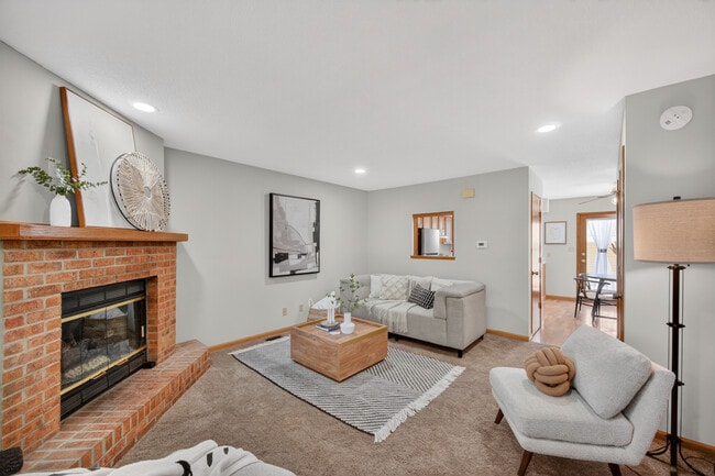 Photo - 157 52nd St