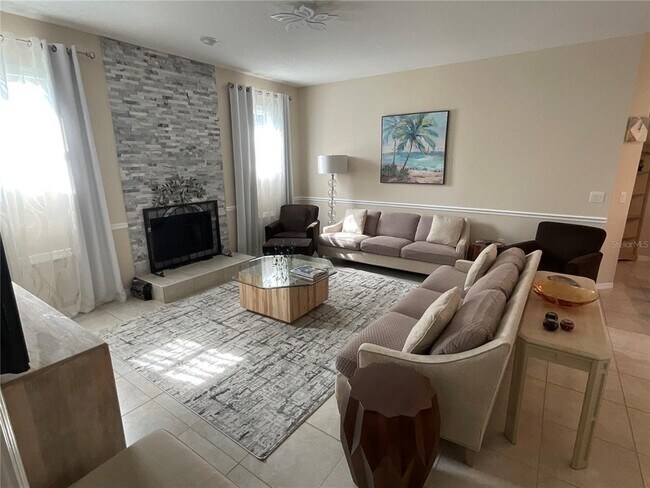 Photo - 1088 Hoover Cir