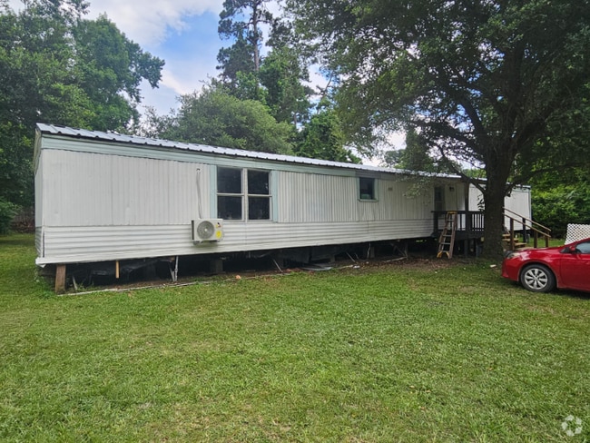 Building Photo - 286 Holly Dr Rental