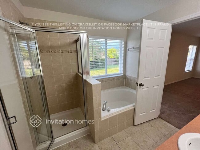 Photo - 391 SW Millard Dr