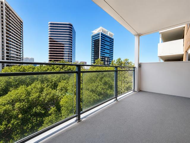 Building Photo - 3883 Turtle Creek Blvd Unit 511