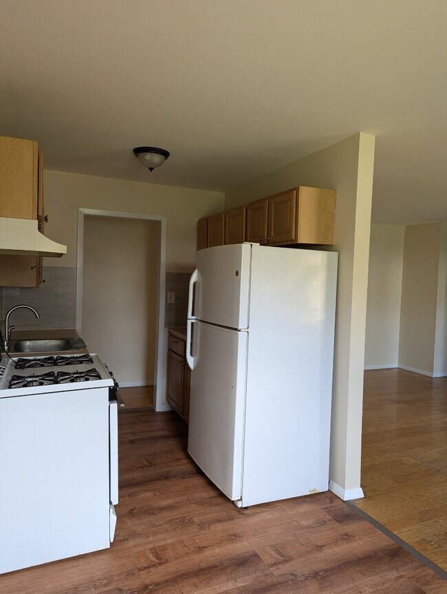 5B Hemlock Dr Unit 103