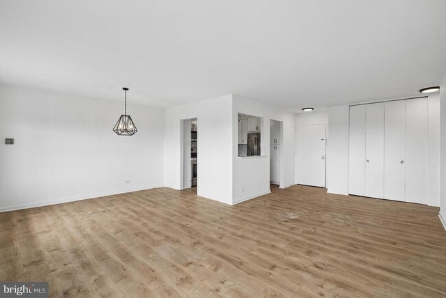 Photo - 4501 Arlington Blvd Unit 729