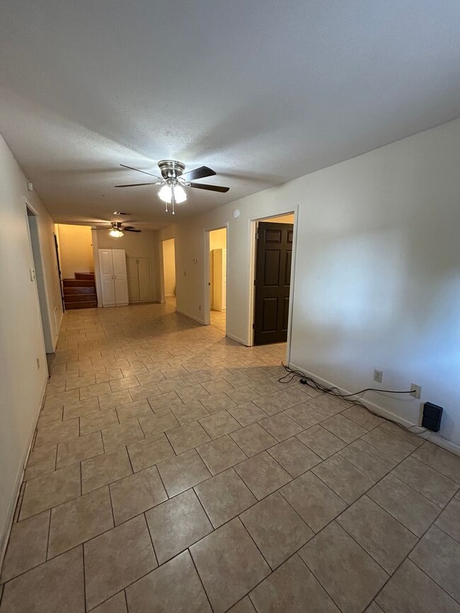 Photo - 208 Tyler Rd