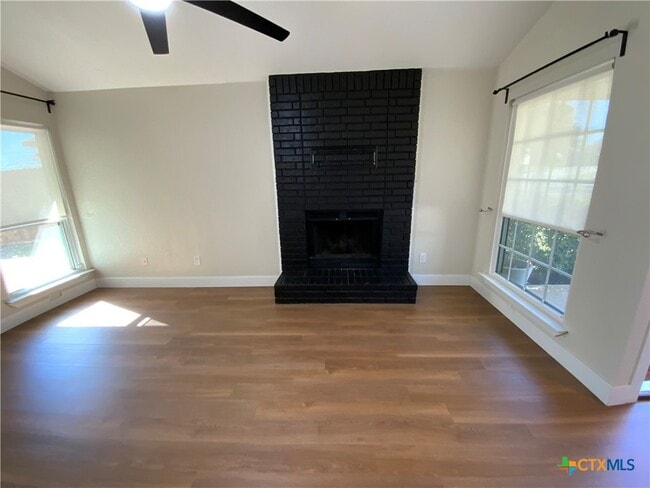 Photo - 4725 Hartrick Bluff Rd