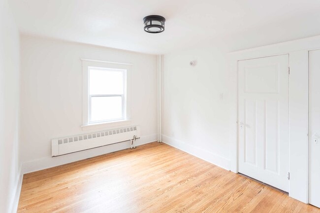 Photo - The One You're Waiting For At 14 Severn. Rare listing! Unit 401