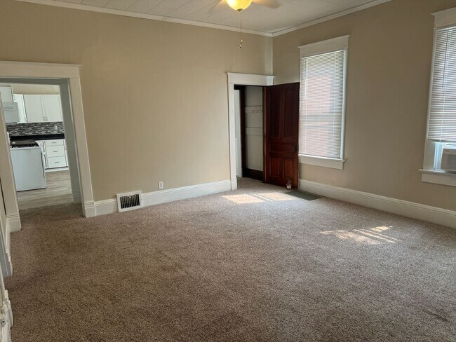 Photo - 2009 Mitchell Ave House