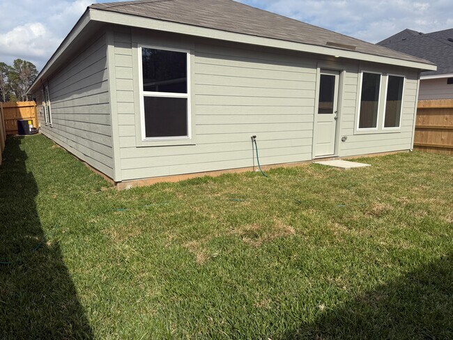 Photo - 18716 Loom Dr