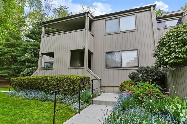 Photo - 25 Whitney Glen Dr Unit 25