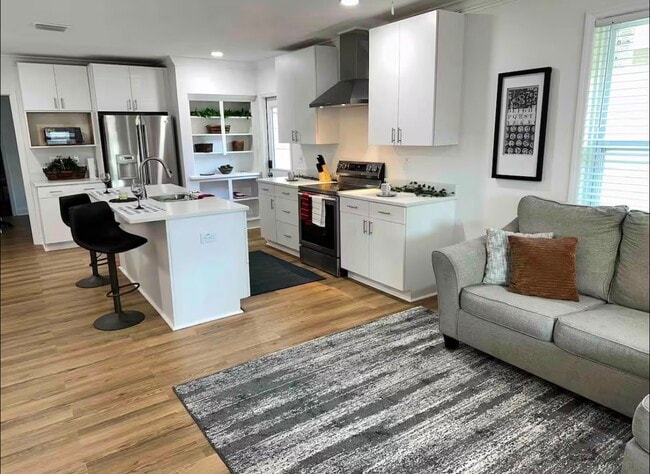Photo - 5804 N Miami Pl Unit 2