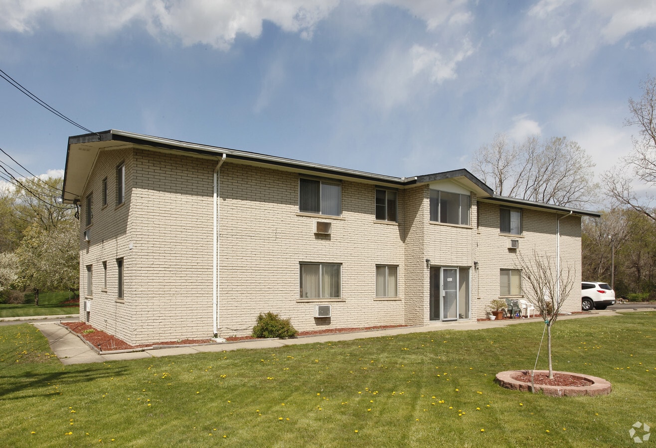Photo - John Hix Apartments