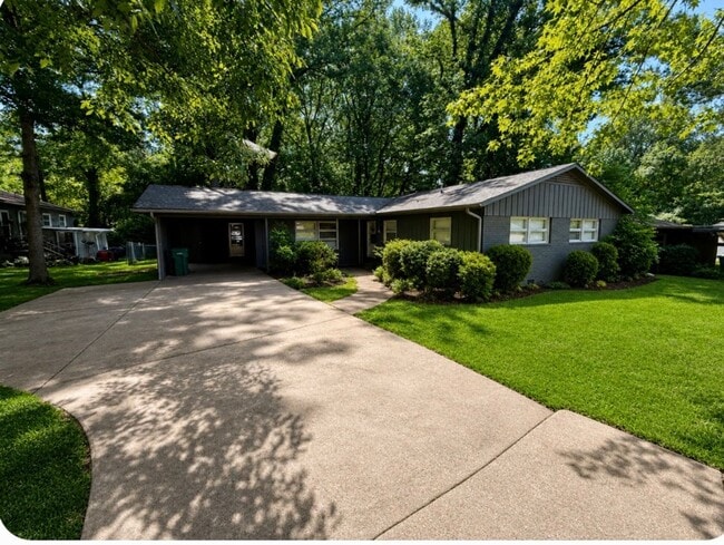 Building Photo - 36 Beechwood Dr