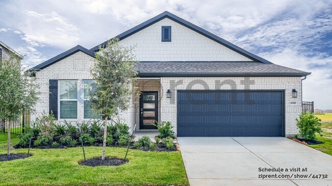Building Photo - 27327 Blue Pool Dr Rental