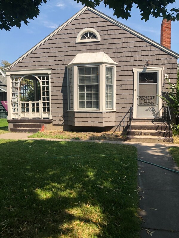 Photo - 518 S 6th St E