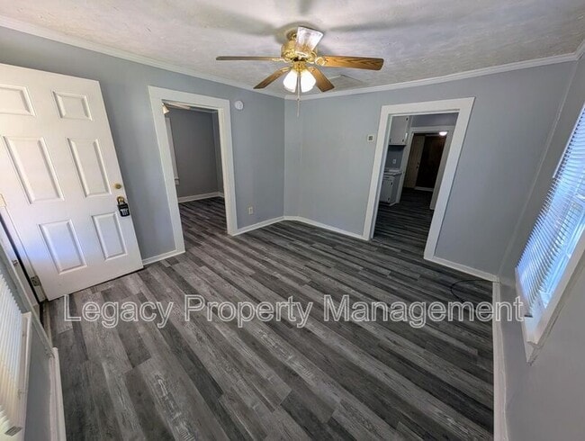 Photo - 712 S Kirkman St