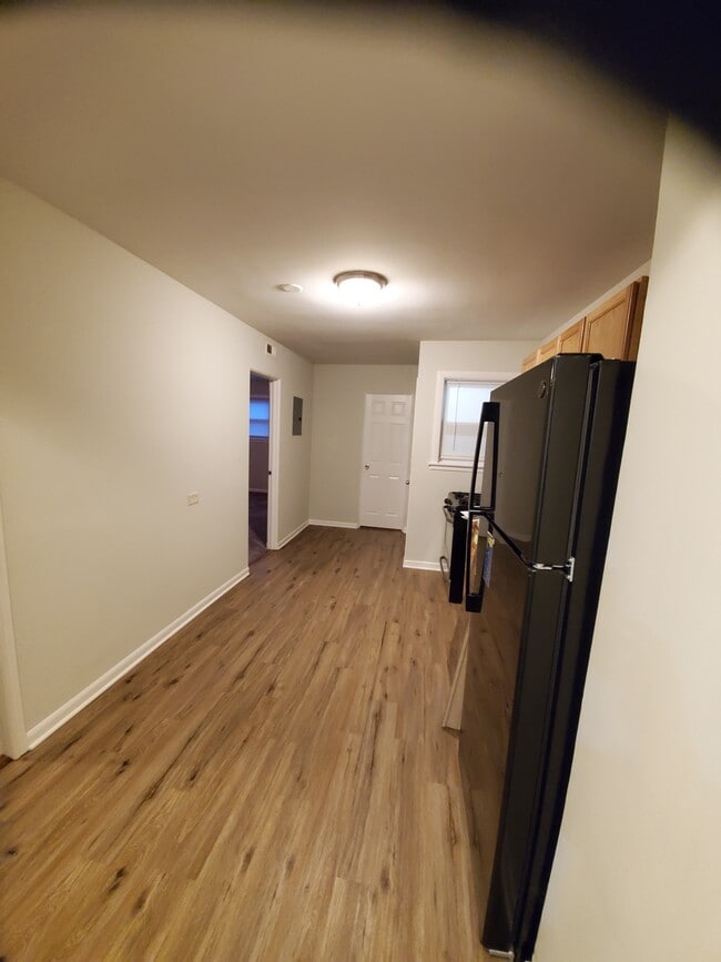 Photo - 2012 S 5th Ave Unit Maywood