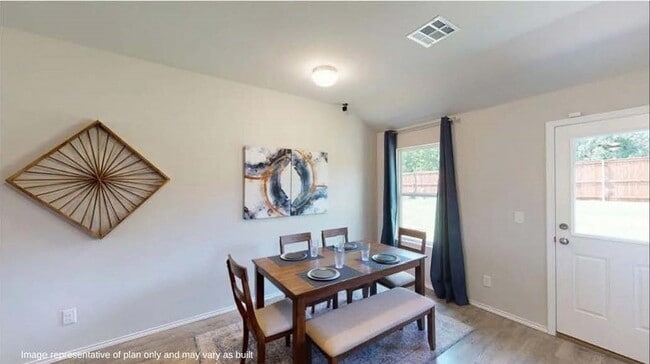 Photo - 325 SW 9th St