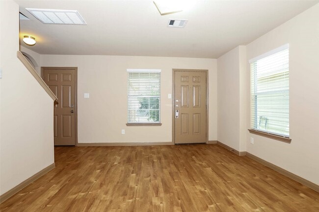 5307 Long Arbor Ln