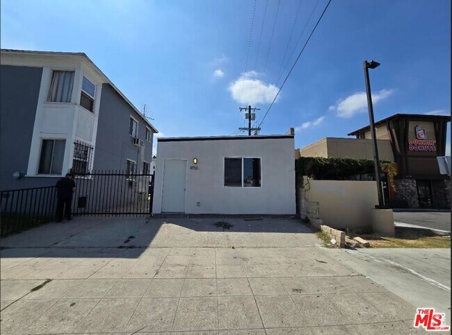 Building Photo - 4150 Venice Blvd. Rental