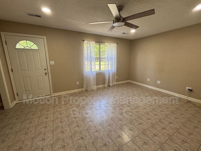 Photo - 4680 Plateau Rd