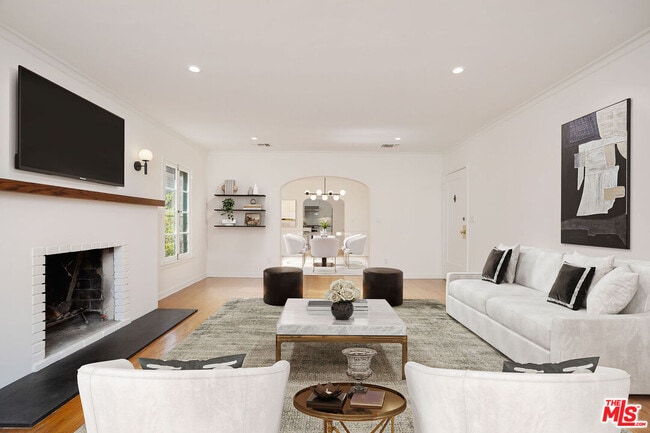 Photo - 135 N Orange Dr