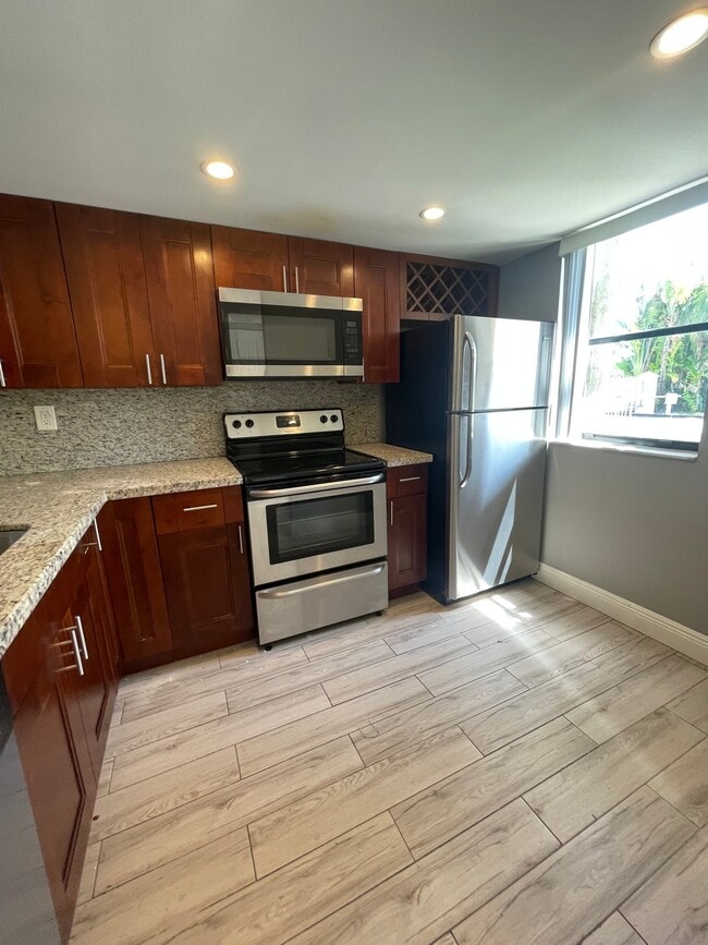 Photo - 5200 NW 33rd St Unit 43