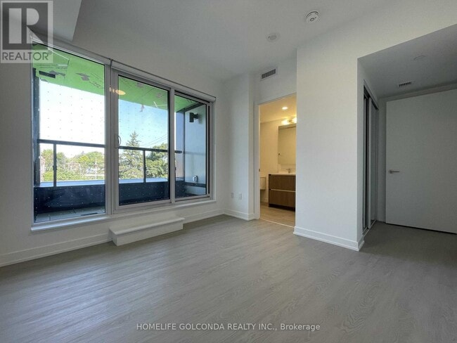 Photo - 8188 Yonge St Unité 210