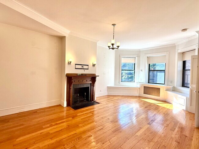 247 Newbury St Unidad 2R