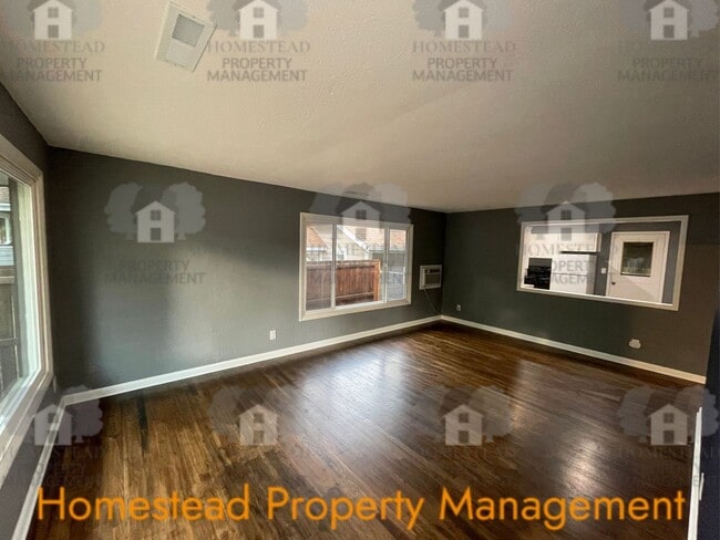 Building Photo - 651 Unit 1461