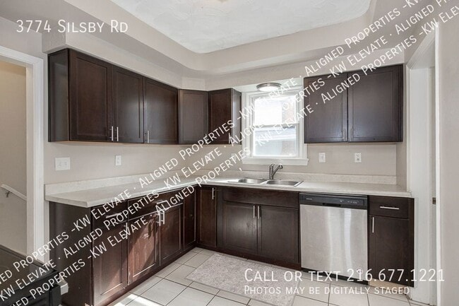 Photo - 3774 Silsby Rd